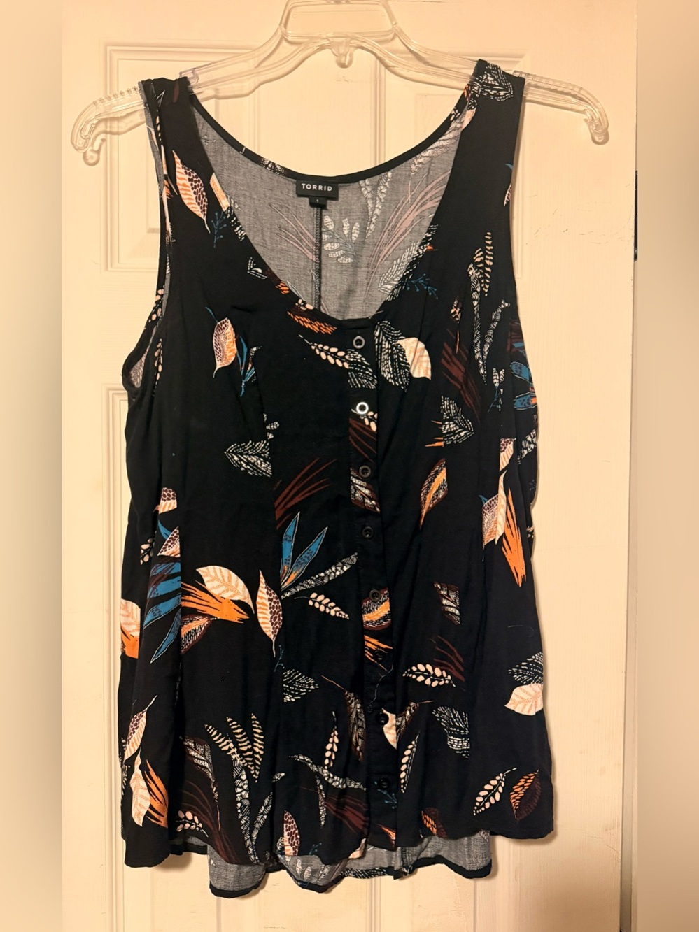Women’s Plus Torrid Tank Black Multicolor Feather Sz 1 Sleeveless